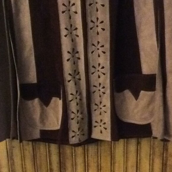 Vintage Suede Cape - Picture 3 of 4